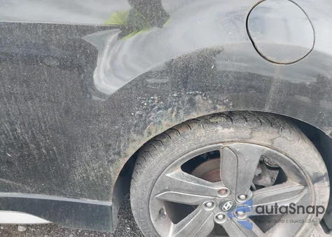 2013 Hyundai Veloster Turbo W/Black z USA, uszkodzony, nr VIN KMHTC6AE7DU161618